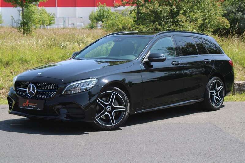 Ung. schwarz unilack Gebraucht 2020 Mercedes C220 AMG line Kombi | 23.990 € (Guter Preis) - Bild 1/4
