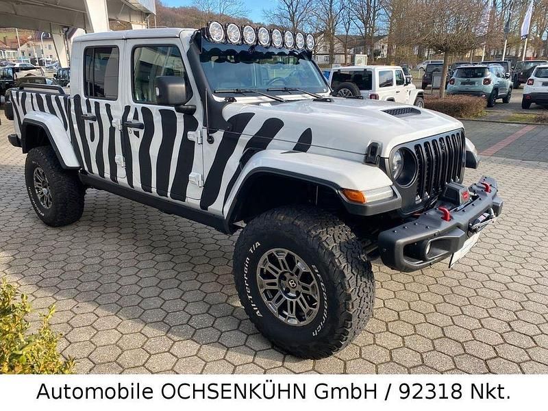 Gebraucht Jeep Gladiator Overland 264 PS (194 kW) 2022 Weiß Pickup