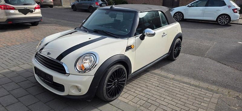 Gebraucht Mini One Cabriolet 98 PS (72 kW) 2011 Weiß Cabrio