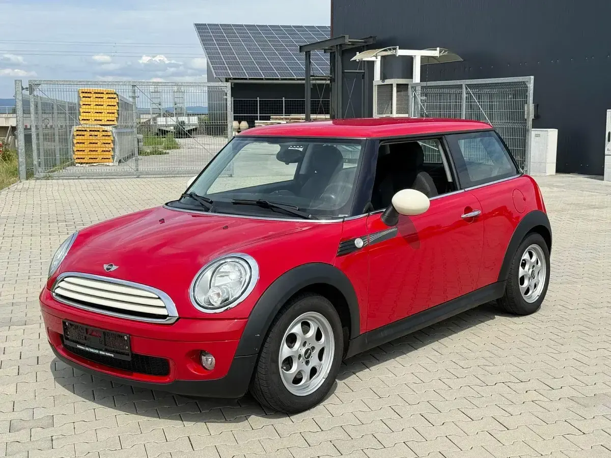 Gebraucht Mini ONE 75 PS (55 kW) 2010 Rot Kleinwagen