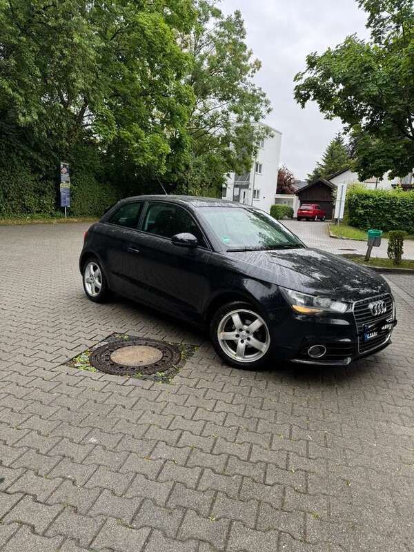 Gebraucht 2011 Audi A1 Attraction Kleinwagen | 6.900 € (Fairer Preis) - Bild 1/4