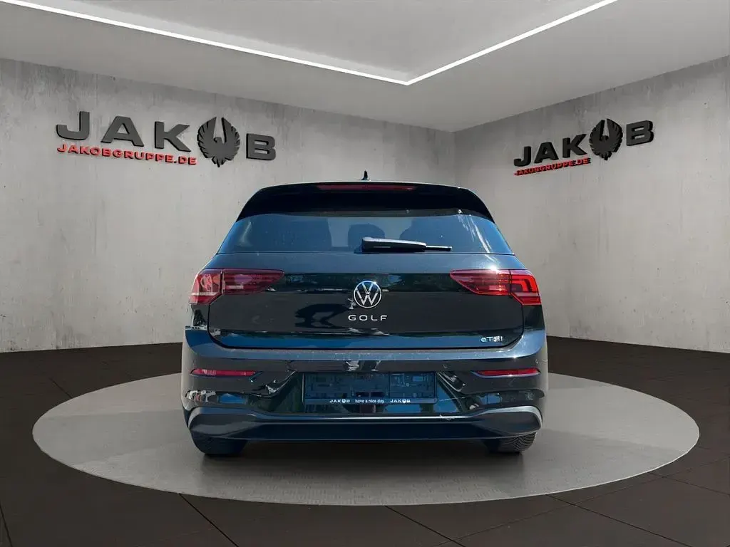 Gebraucht VW Golf VIII Life 150 PS (110 kW) 2025 Schwarz Limousine