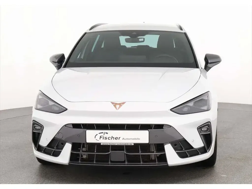 Gebraucht Cupra Leon 150 PS (110 kW) 2025 Nevada weiß metallic Kombi