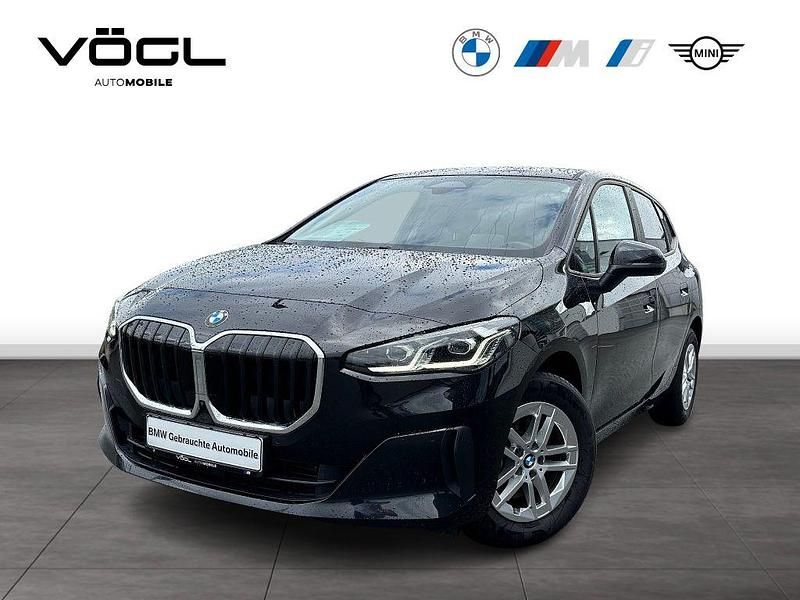 Schwarz Gebraucht 2023 BMW 218 Active Tourer Efficient Dynamics Van / Kleinbus | 25.930 € (Fairer Preis) - Bild 1/4