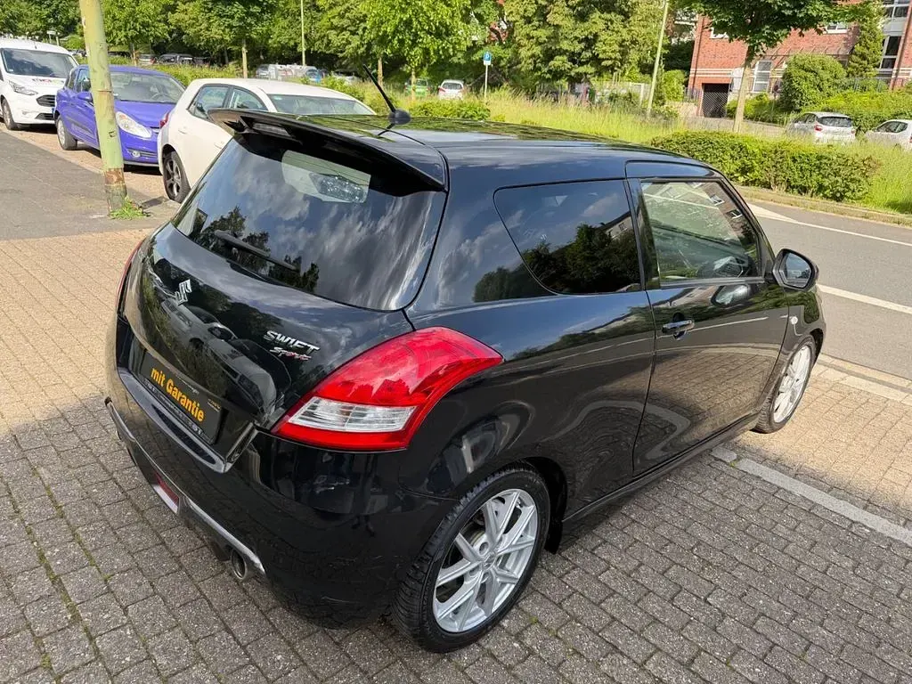Gebraucht Suzuki Swift Sport 136 PS (100 kW) 2014 Schwarz Kleinwagen