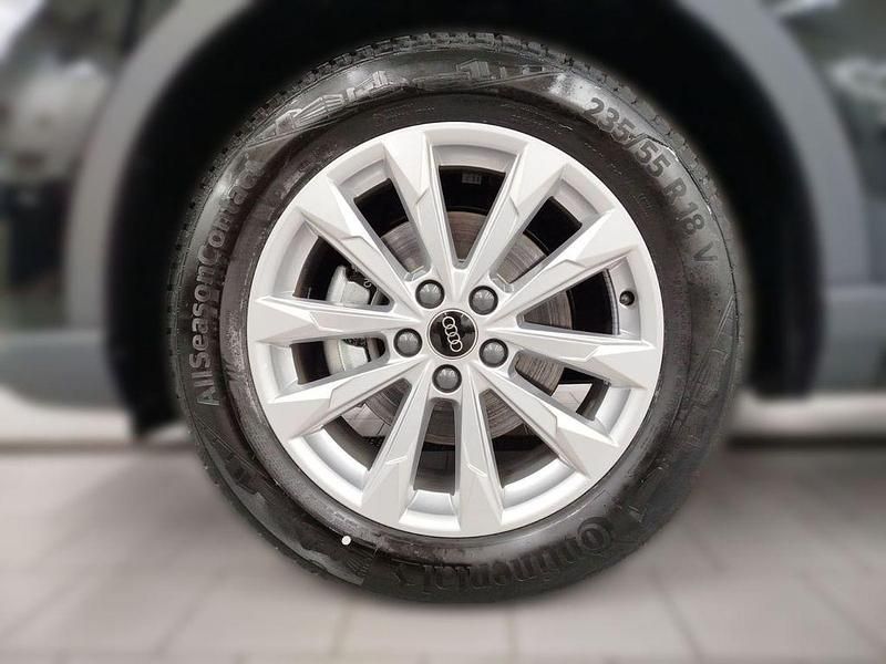 Gebraucht Audi Q3 Basis 150 PS (110 kW) 2025 Mythosschwarz metallic SUV