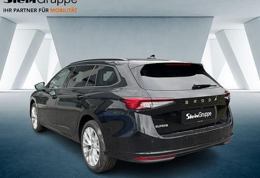Neu Skoda Superb Selection 150 PS (110 kW) 2025 Schwarz Kombi