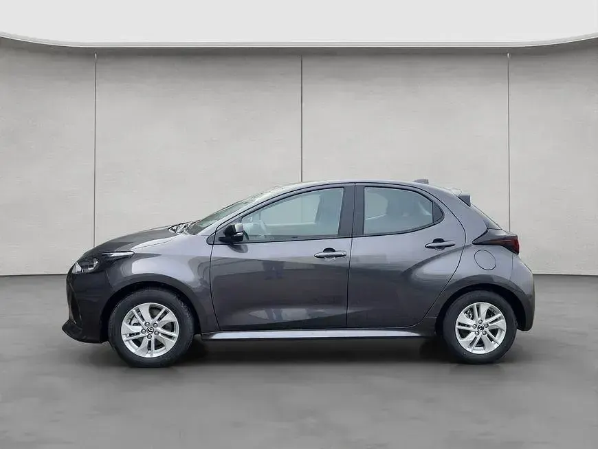 Occasion Mazda 2 Center-Line 92 ch (67 kW) 2025 Gris Citadine