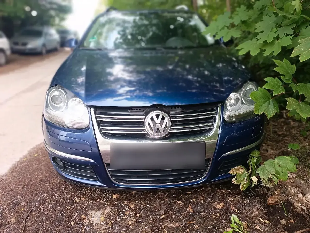 Gebraucht VW Golf VI 140 PS (102 kW) 2008 Blau Kleinwagen