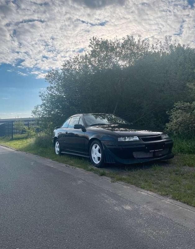 Schwarz Gebraucht 1990 Opel Calibra Coupé | 2.999 € - Bild 1/4