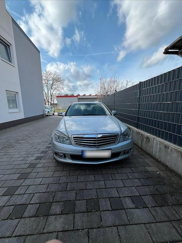 Gebraucht Mercedes C180 156 PS (114 kW) 2008 Grau Limousine