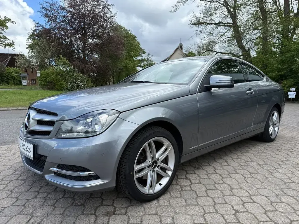 Gebraucht Mercedes C220 170 PS (125 kW) 2012 Silber Coupé