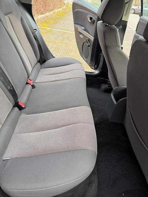 Gebraucht Seat Leon 125 PS (91 kW) 2010 Schwarz Limousine