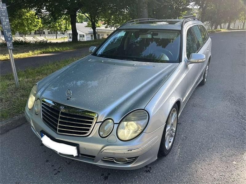 Grau Gebraucht 2007 Mercedes E280 Avantgarde Kombi | 3.700 € (Guter Preis) - Bild 1/4
