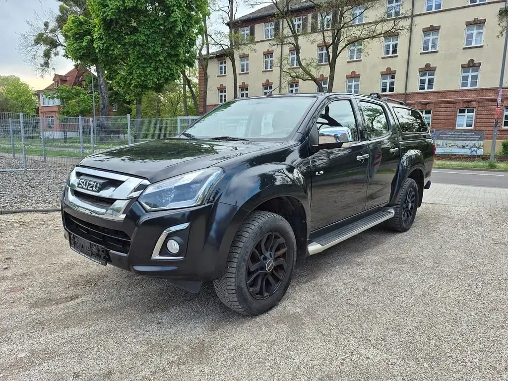 Käytetty Isuzu D-Max 163 HP (119 kW) 2019 Katumaasturi
