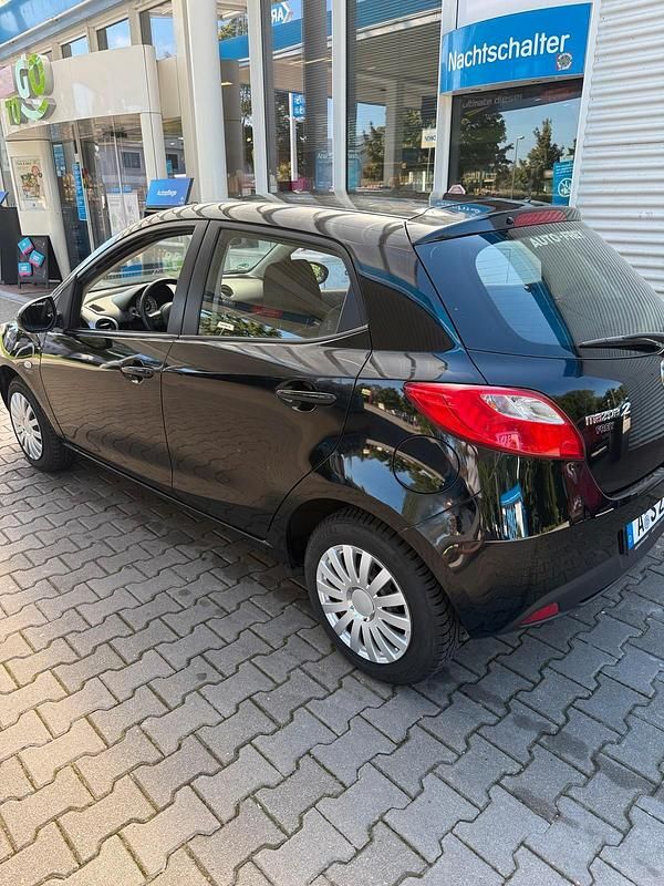 Schwarz Gebraucht 2008 Mazda 2 Kleinwagen | 3.500 € (Fairer Preis) - Bild 1/3
