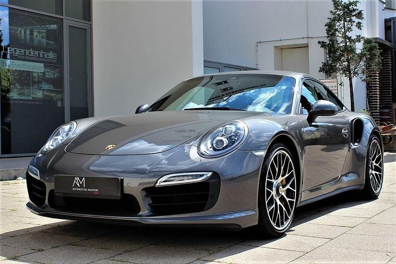 Grau Gebraucht 2015 Porsche 911 Turbo S Coupé | 124.950 € (Fairer Preis) - Bild 1/4