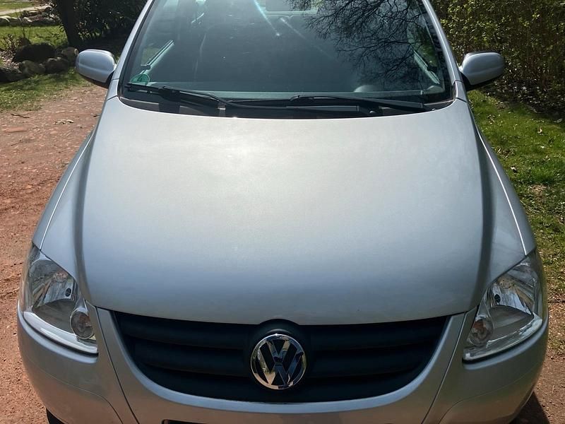 Second-hand VW Fox Style 56 CP (41 kW) 2011 Argintiu Hatchback