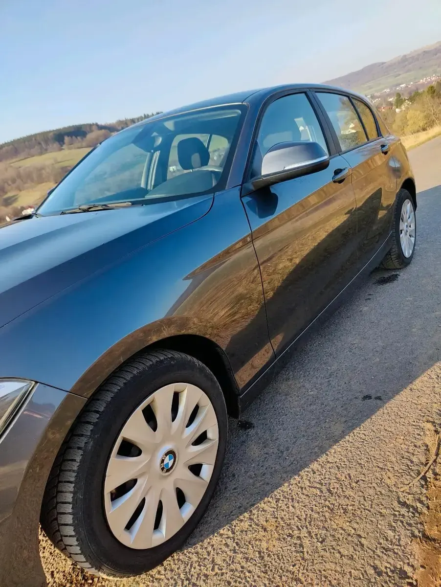 Gebraucht BMW 116 136 PS (100 kW) 2012 Grau Kleinwagen