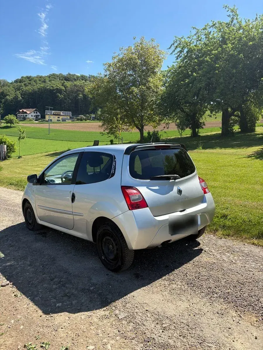 Gebraucht Renault Twingo Authentique 75 PS (55 kW) 2010 Grau Kleinwagen