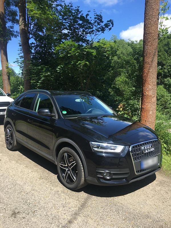 Gebraucht Audi Q3 140 PS (102 kW) 2014 Schwarz SUV