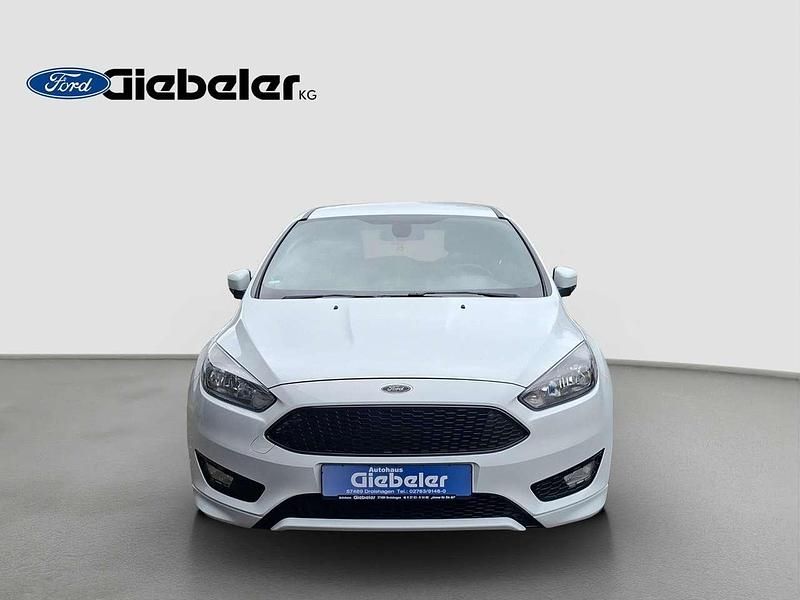 Gebraucht Ford Focus ST-Line 182 PS (133 kW) 2018 Frostweiß Kombi