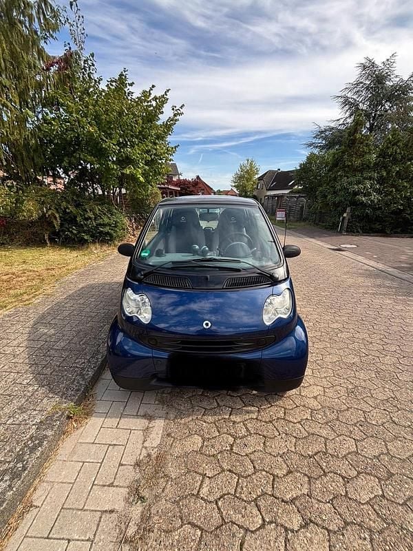 Schwarz Gebraucht 2004 Smart ForTwo Coupé Coupé | 1.300 € (Superpreis) - Bild 1/4