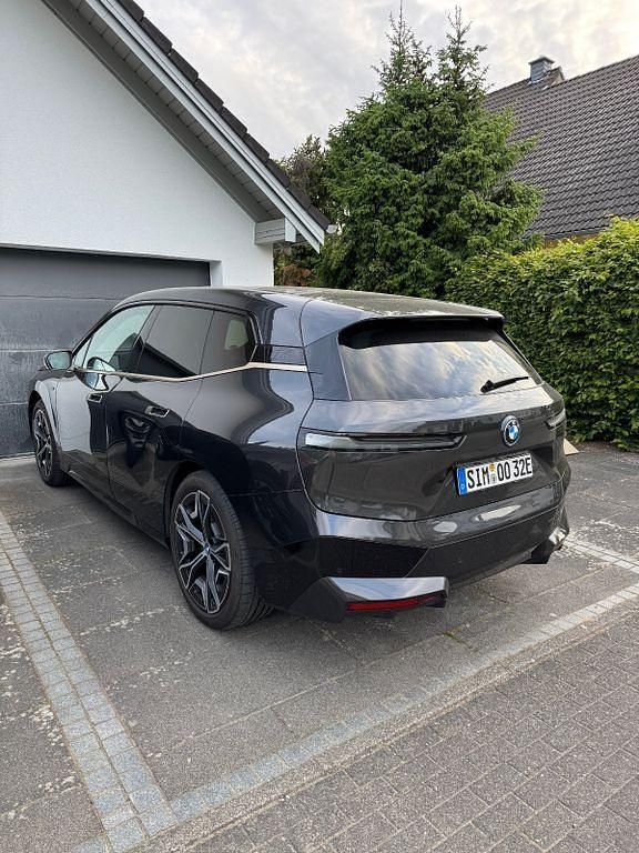 Gebraucht BMW iX Performance 455 kW (619 PS) 2022 Grau SUV