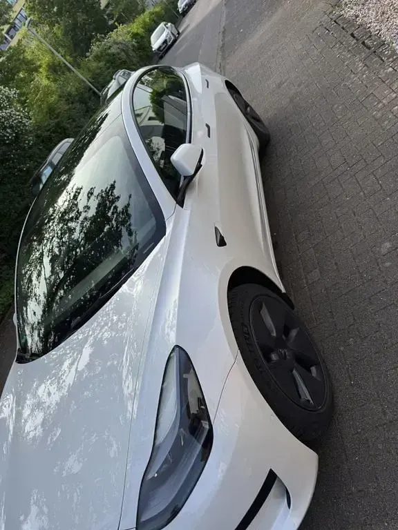 Gebraucht Tesla Model 3 Standard Range Plus 225 kW (306 PS) 2021 Weiß Limousine