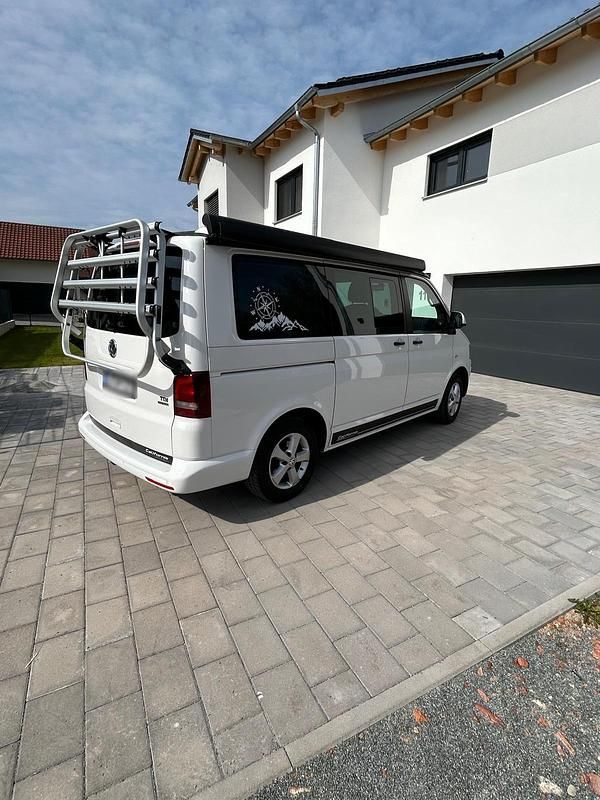 Gebraucht VW California Edition 140 PS (102 kW) 2015 Weiß Van
