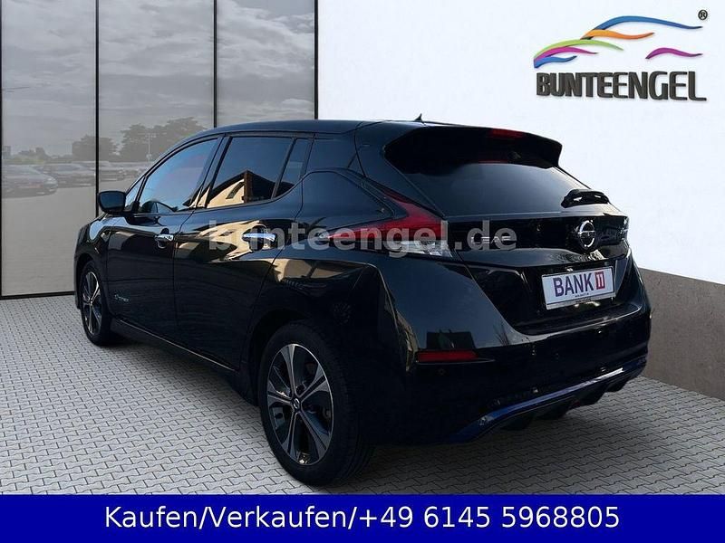 Gebraucht Nissan Leaf 360º 110 kW (150 PS) 2020 Schwarz Kleinwagen