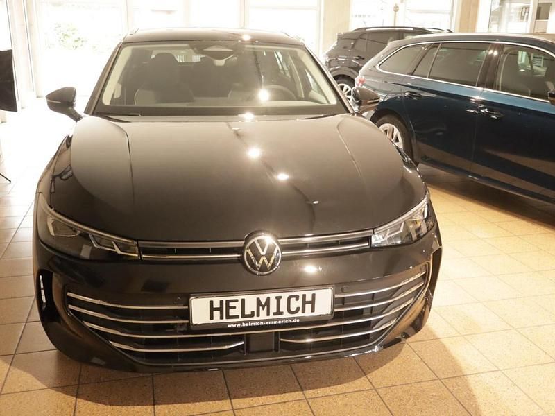 Gebraucht VW Passat Business 150 PS (110 kW) 2024 Schwarz Kombi