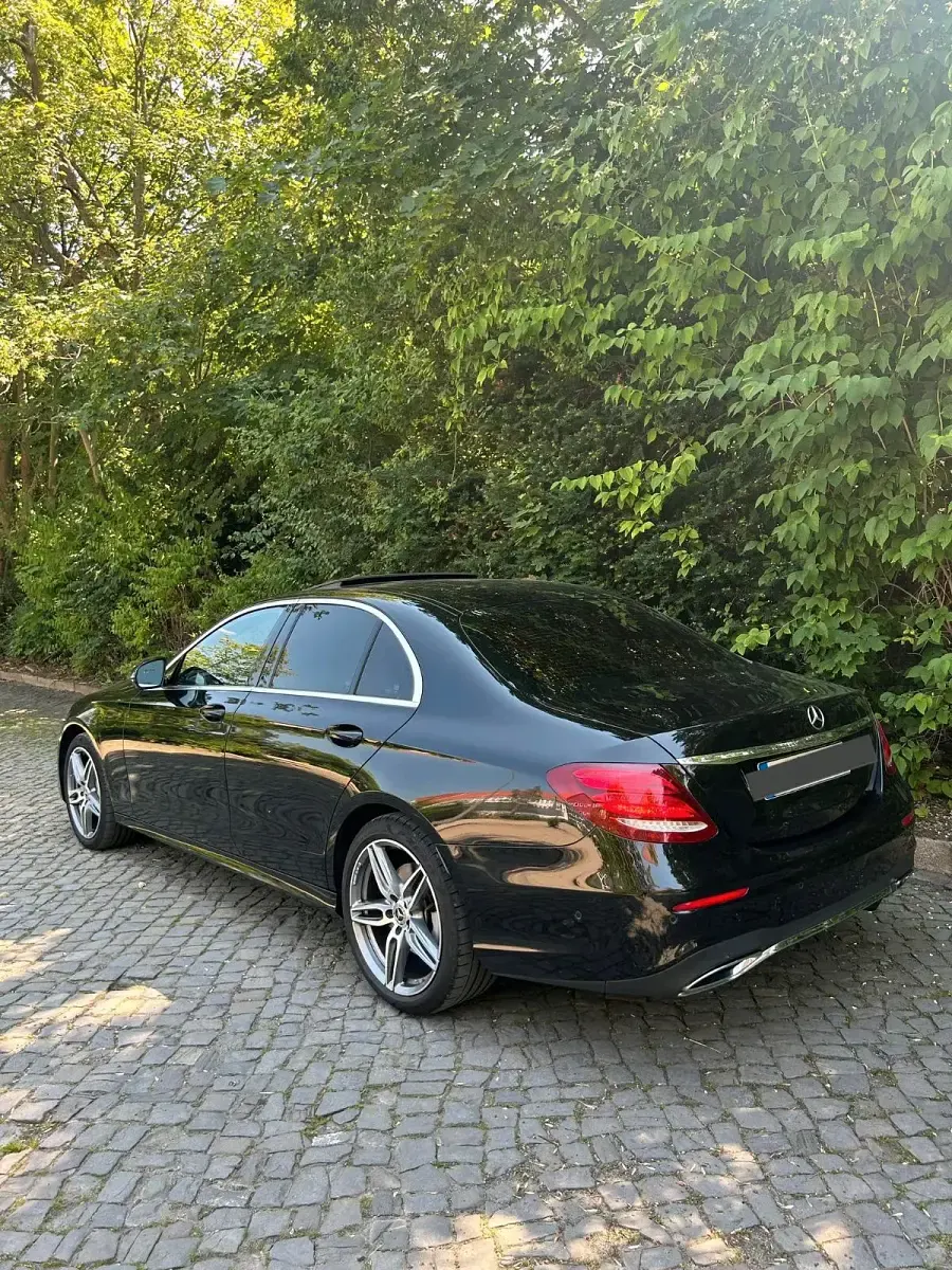 Gebraucht Mercedes E350 AMG 286 PS (210 kW) 2019 Limousine