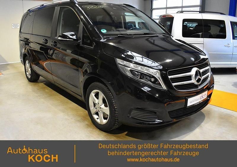 Gebraucht Mercedes V220 163 PS (119 kW) 2015 Obsidianschwarz metallic Van / Kleinbus
