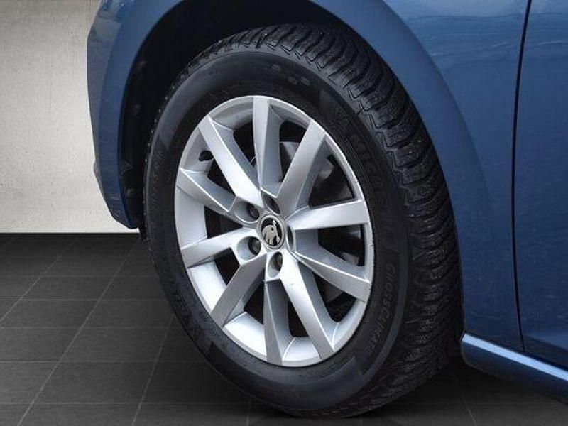 Gebraucht Skoda Scala Ambition 110 PS (80 kW) 2021 Blau Kleinwagen