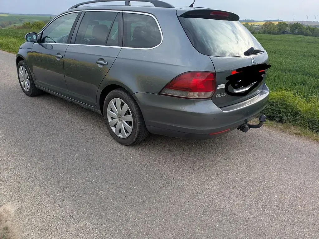 Gebraucht VW Golf V Comfortline 102 PS (75 kW) 2008 Grau Kombi