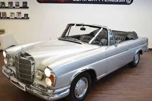 Gebraucht Mercedes W111 SE 170 PS (125 kW) 1968 Silbergrau Cabrio