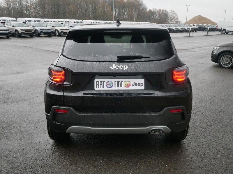 Neu Jeep Avenger Summit 101 PS (74 kW) 2025 Schwarz SUV