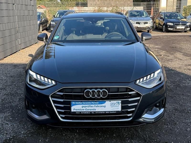 Gebraucht Audi A4 S-Line 204 PS (150 kW) 2023 Grau Kombi