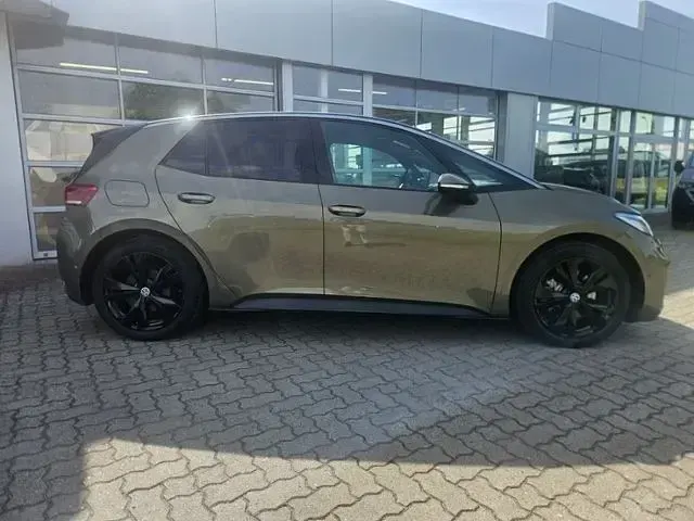 Gebraucht VW ID.3 Pro 150 kW (204 PS) 2024 Grün Kleinwagen