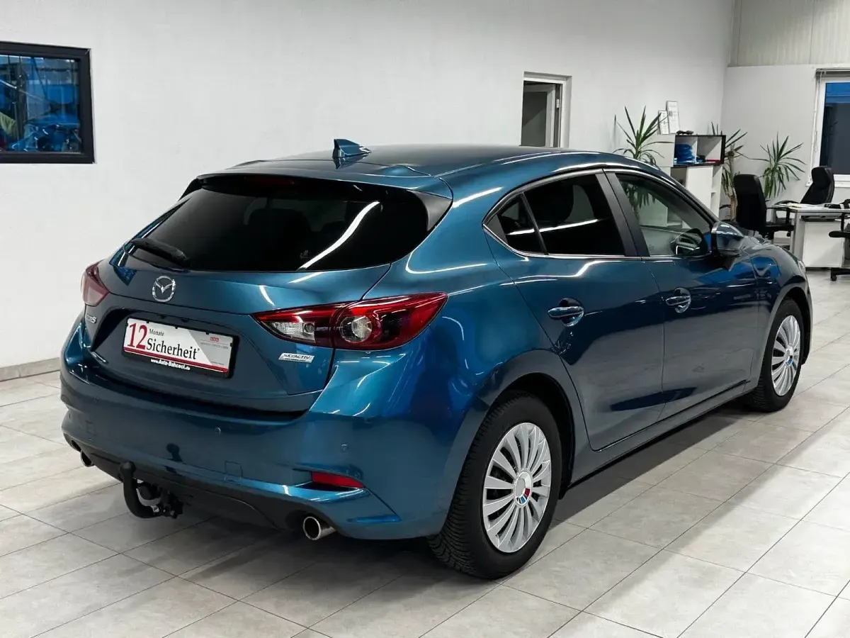 Gebraucht Mazda 3 Sports-Line 150 PS (110 kW) 2018 Blau Limousine