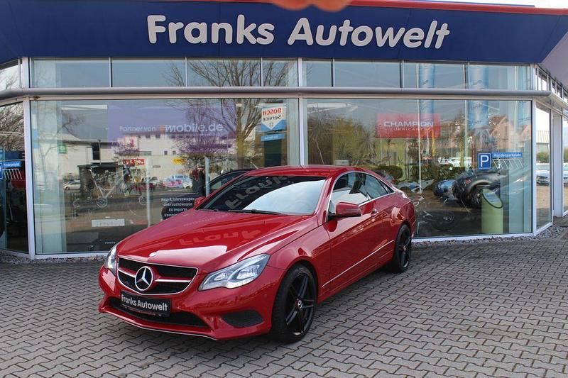 Gebraucht Mercedes E350 258 PS (189 kW) 2015 Rot Coupé