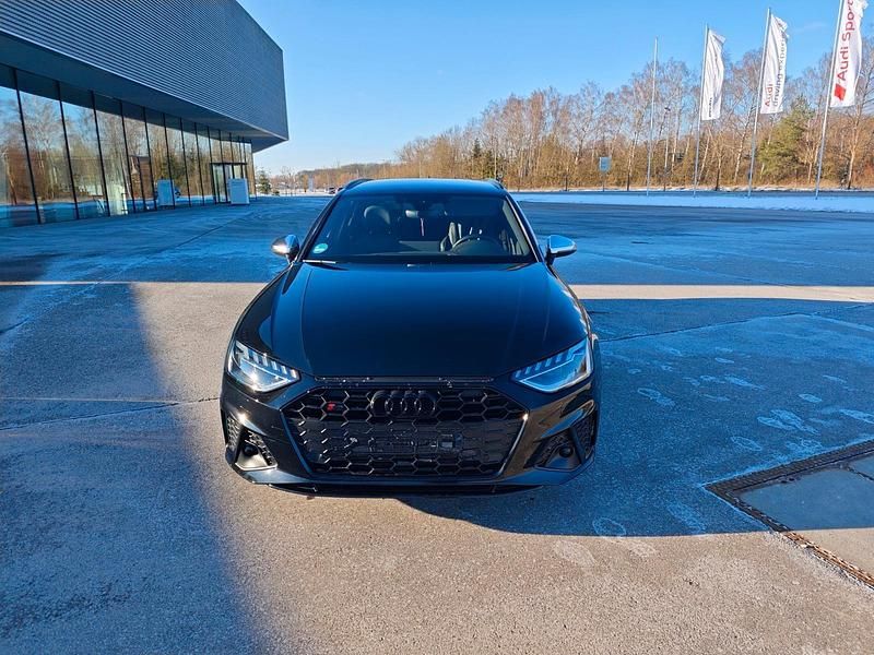 Gebraucht Audi S4 341 PS (250 kW) 2024 Schwarz Kombi
