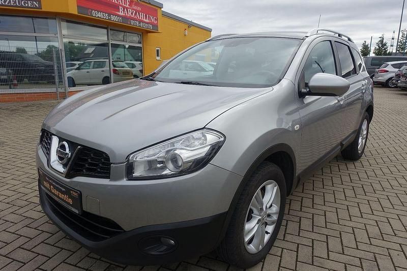 Silber Gebraucht 2012 Nissan Qashqai +2 I-Way SUV | 5.950 € (Superpreis) - Bild 1/4