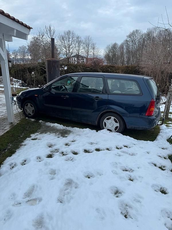 Gebraucht Ford Focus 90 PS (66 kW) 2003 Blau Kombi
