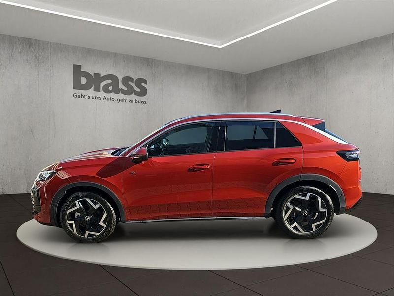 Neu VW T-Roc R-line 150 PS (110 kW) 2026 Flame red metallic SUV