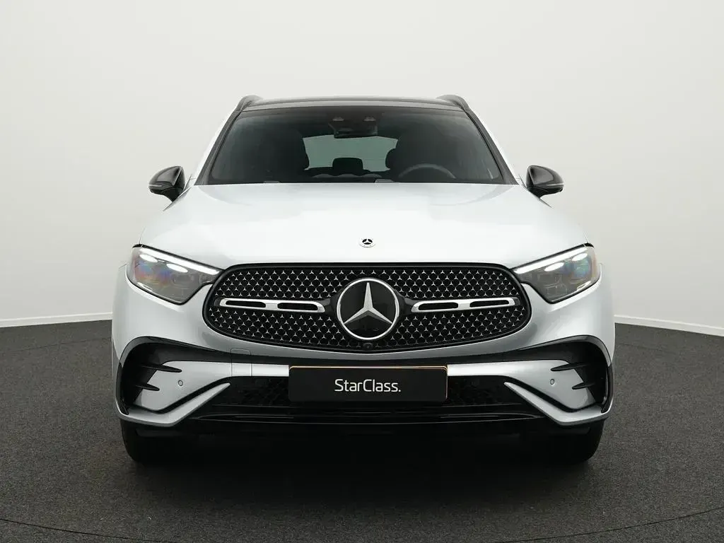 Gebraucht Mercedes GLC220 AMG line 197 PS (144 kW) 2026 Silber SUV