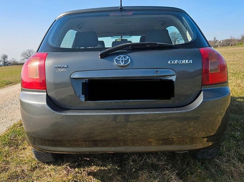 Gebraucht Toyota Corolla 97 PS (71 kW) 2004 Grau Limousine