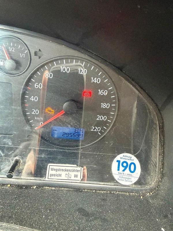 Gebraucht VW Caravelle 158 PS (116 kW) 2008 Weiß Kombi