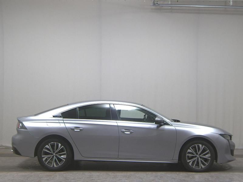 Grau Gebraucht 2021 Peugeot 508 Allure Limousine | 17.780 € (Fairer Preis) - Bild 1/4